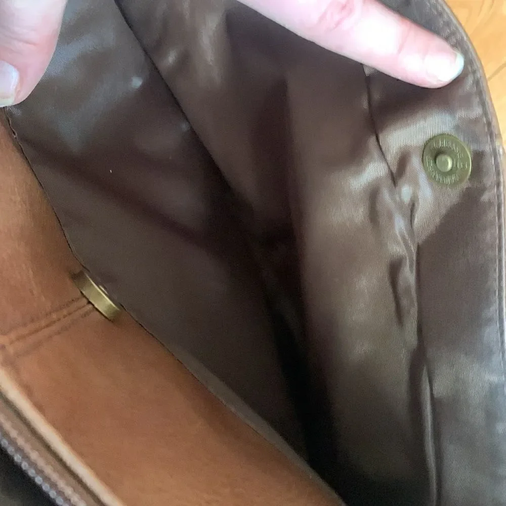 Bueno NWOT light brown briefcase style bag